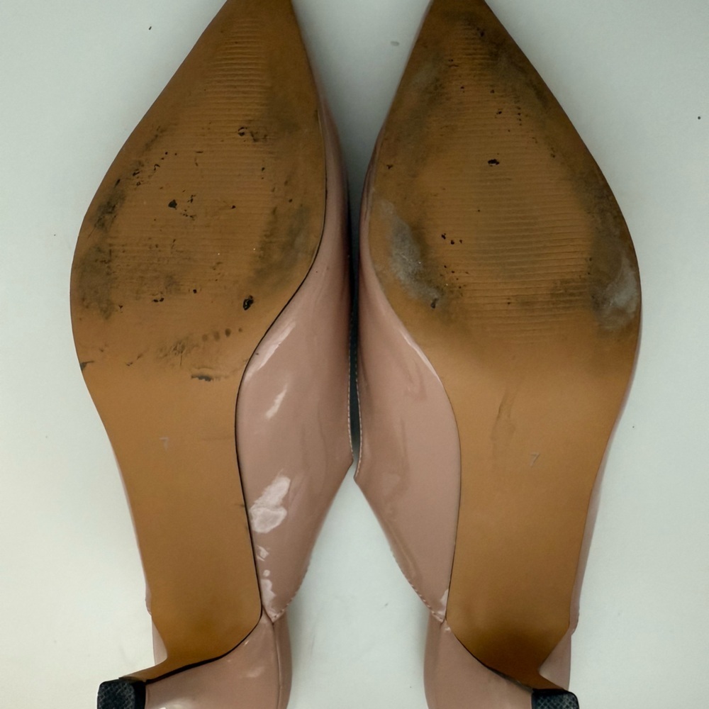 Elegant Women's Heels with Crystal Embellishments - Size 7 - Picture 9 of 12
